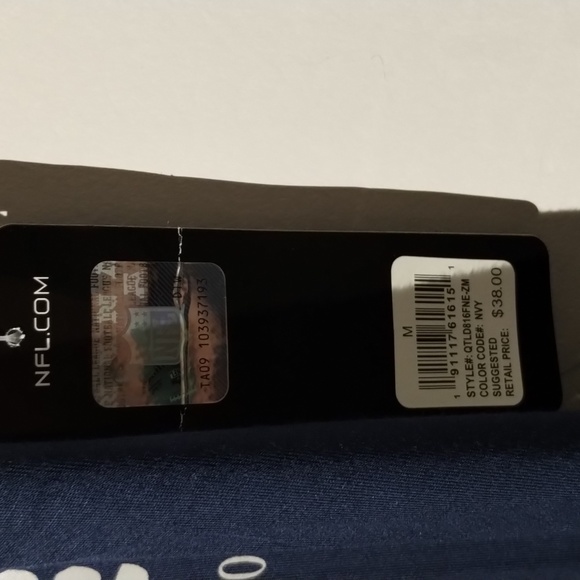 NFL New England Patriots Tshirt M Navy nwt - Picture 5 of 8